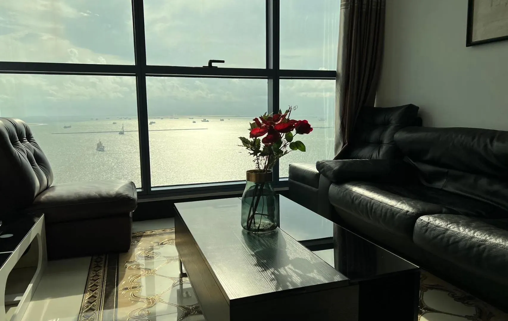 日落海湾公馆 Lägenhet Manila